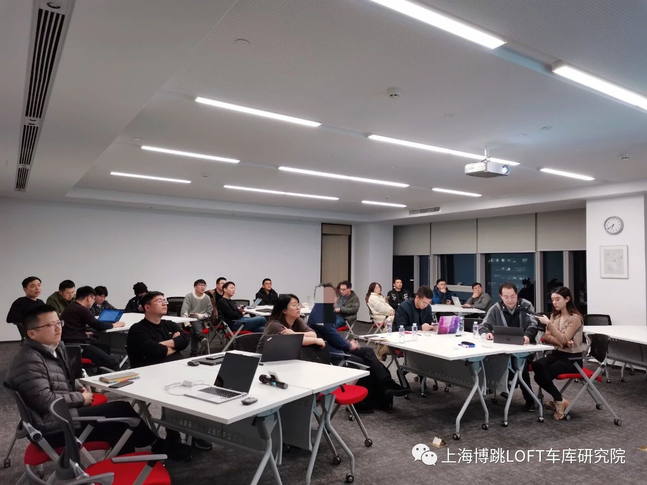 防城港杭州LOFT车库专题会